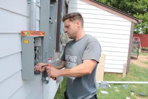 Residential Electrician in Edmond OK -1
